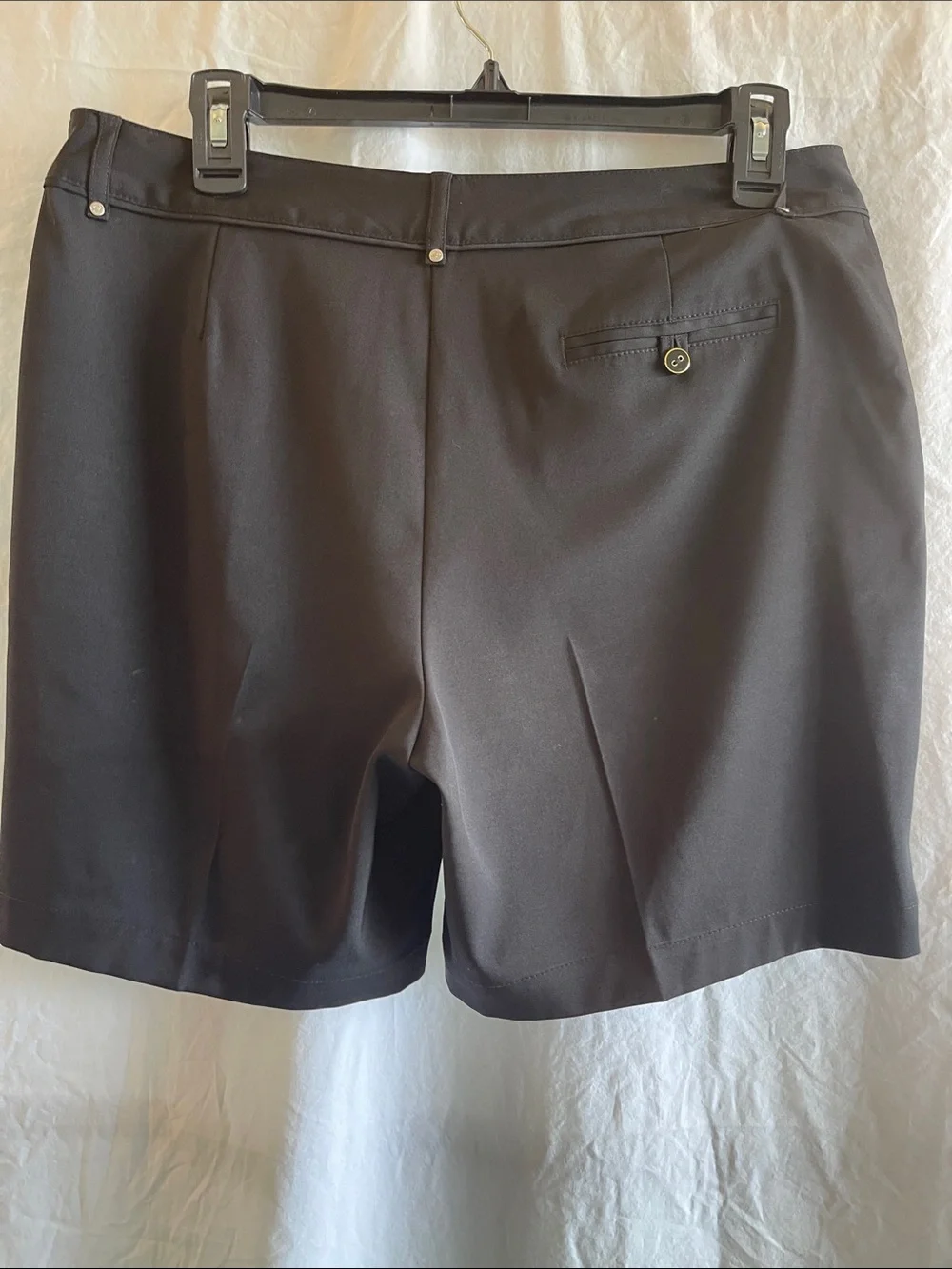 Lady Hagen Black Classic Golf Shorts Size 8
